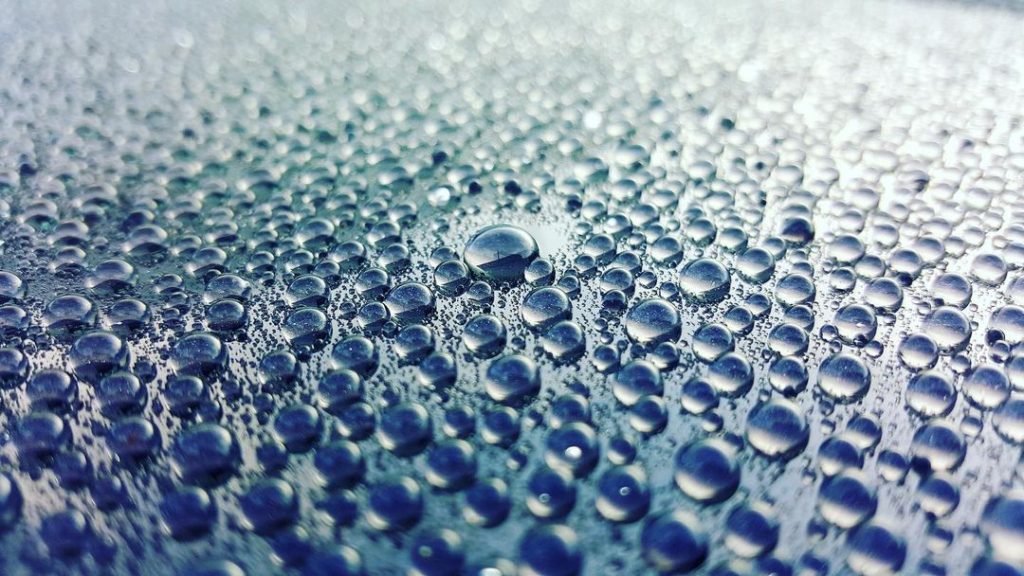 HIKARI CERAMIC COATING WATER BEADING