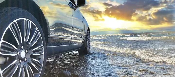 Sunset in Japan with Hikari at Biwa lake